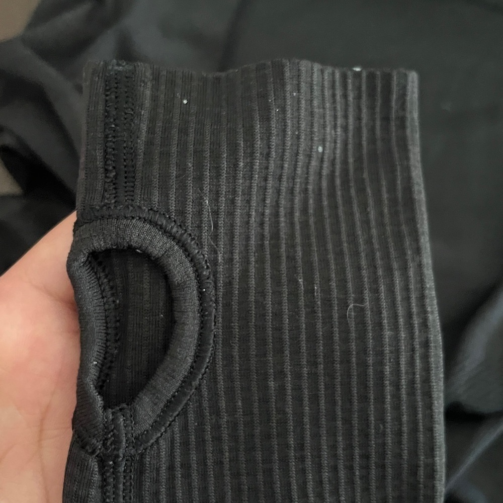 Lululemon Black Long Sleeve Athletic Top - Picture 8 of 9